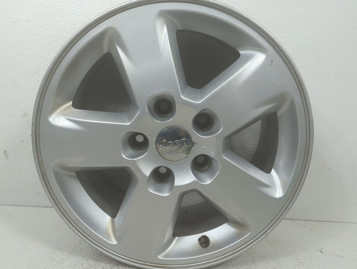 2011 Jeep Grand Cherokee Oem Wheel Rim 5015100 - Oemusedautoparts1.com
