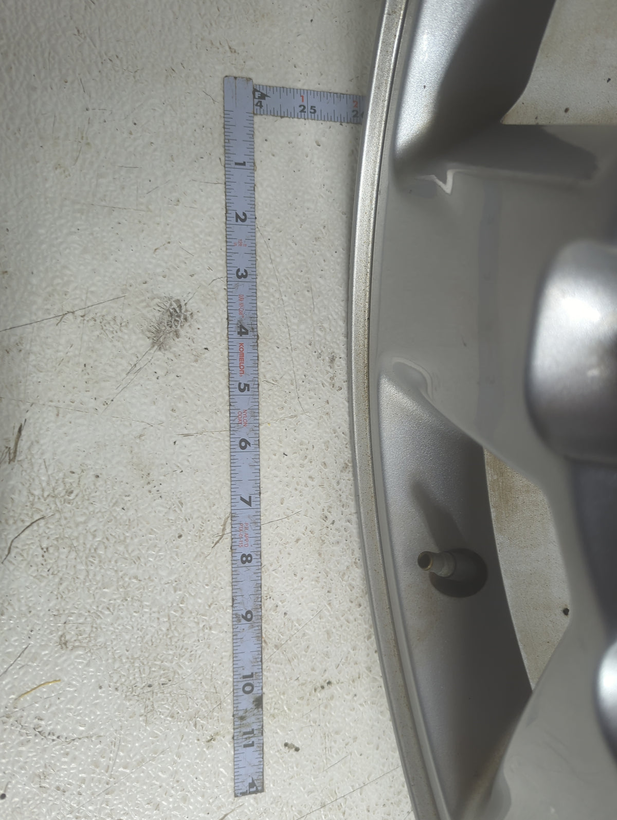 2011 Jeep Grand Cherokee Oem Wheel Rim 5015100 - Oemusedautoparts1.com