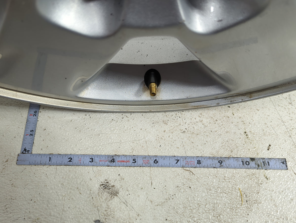 2011 Jeep Grand Cherokee Oem Wheel Rim 5015101 - Oemusedautoparts1.com