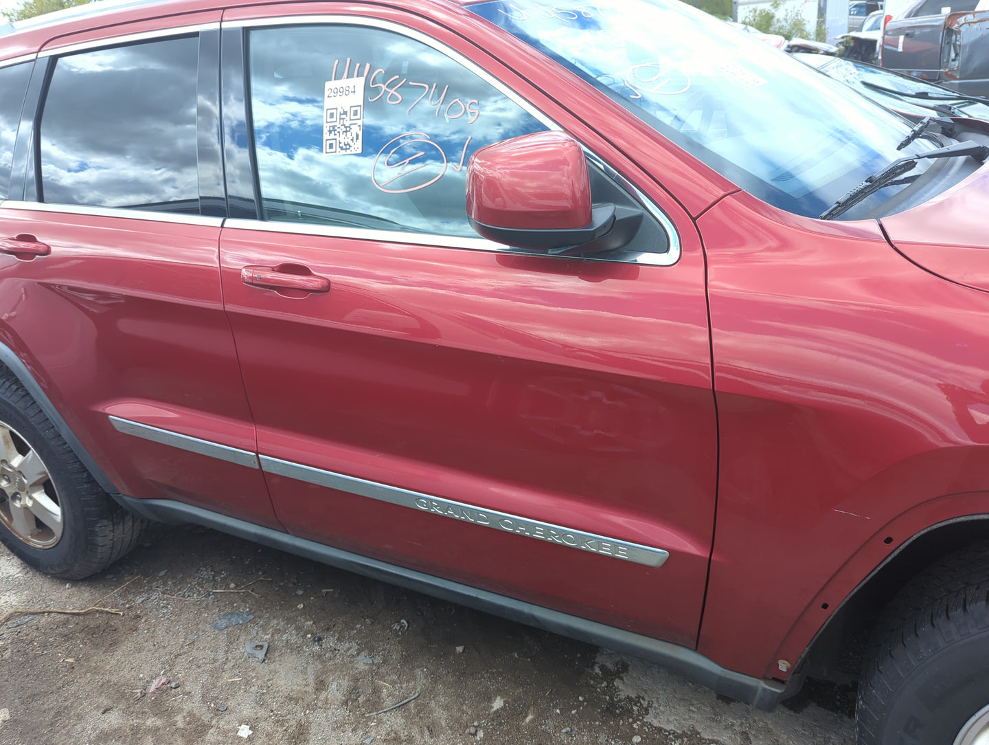 2011-2022 Jeep Grand Cherokee Passenger Front Door Oem 5015622 - Oemusedautoparts1.com