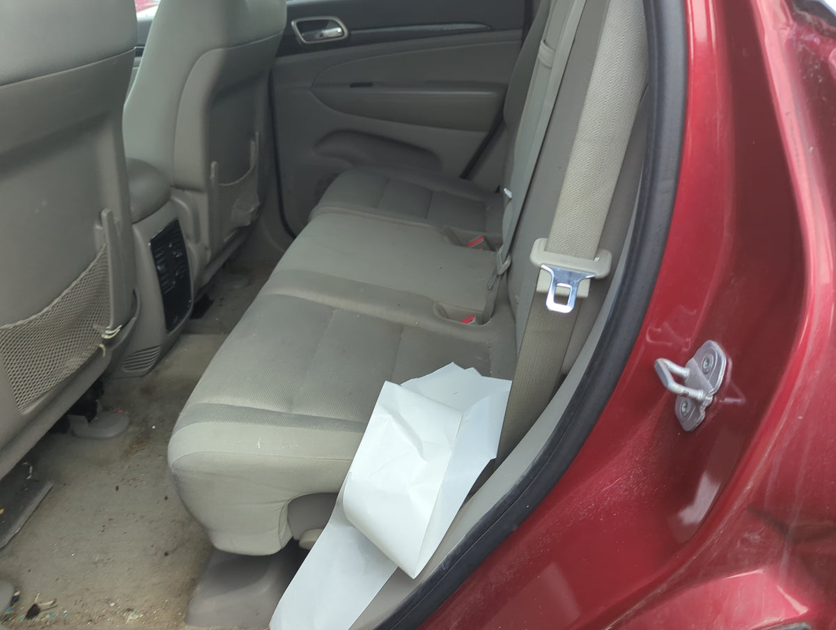 2011 Jeep Grand Cherokee Rear Seat Oem 5015684 - Oemusedautoparts1.com