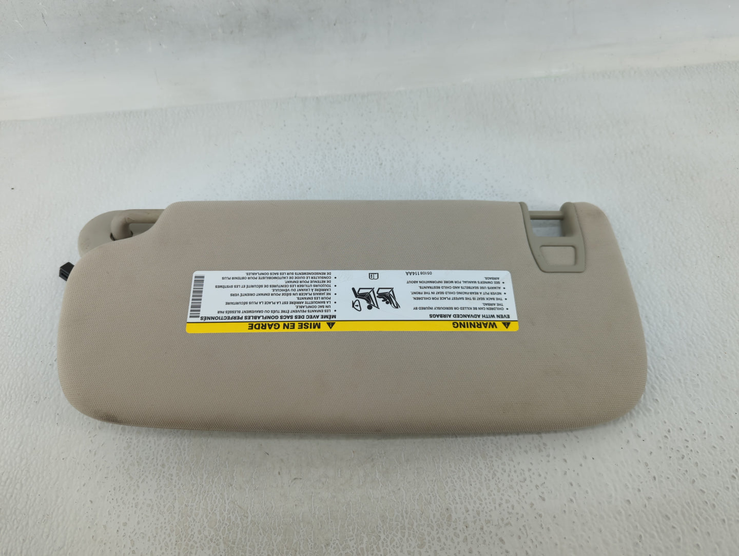 2011-2013 Jeep Grand Cherokee Sun Visor Shade Replacement Passenger Right Mirror Fits OEM Used Auto Parts - Oemusedautoparts