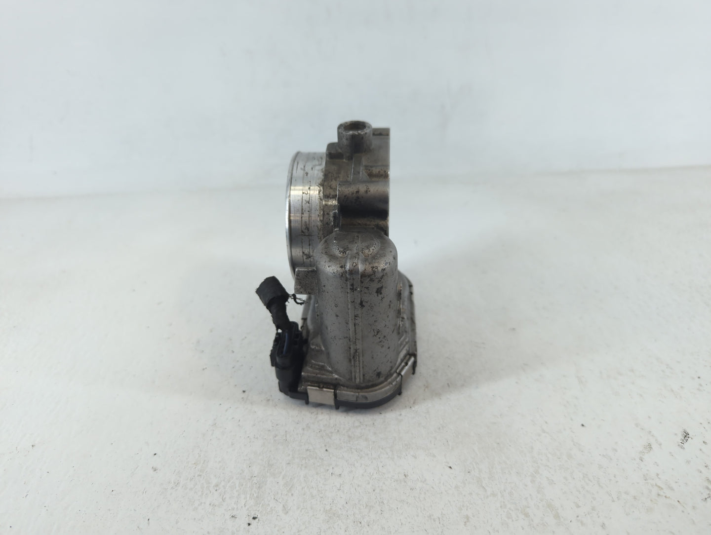 2011-2022 Jeep Grand Cherokee Throttle Body P/N:05184349AB 0 280 750 506 Fits OEM Used Auto Parts - Oemusedautoparts1.com