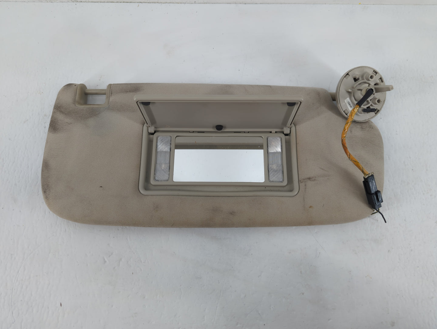 2011-2013 Jeep Grand Cherokee Sun Visor Shade Replacement Passenger Right Mirror Fits OEM Used Auto Parts - Oemusedautoparts