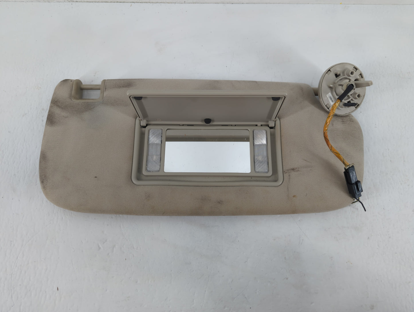 2011-2013 Jeep Grand Cherokee Sun Visor Shade Replacement Passenger Right Mirror Fits OEM Used Auto Parts - Oemusedautoparts