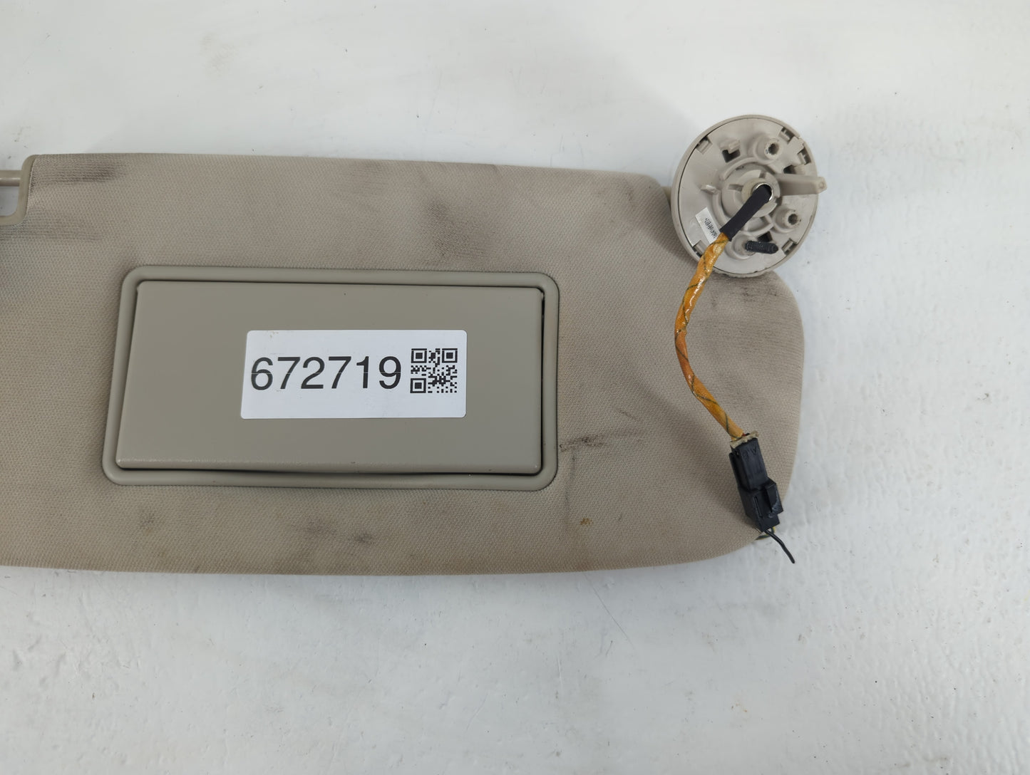 2011-2013 Jeep Grand Cherokee Sun Visor Shade Replacement Passenger Right Mirror Fits OEM Used Auto Parts - Oemusedautoparts