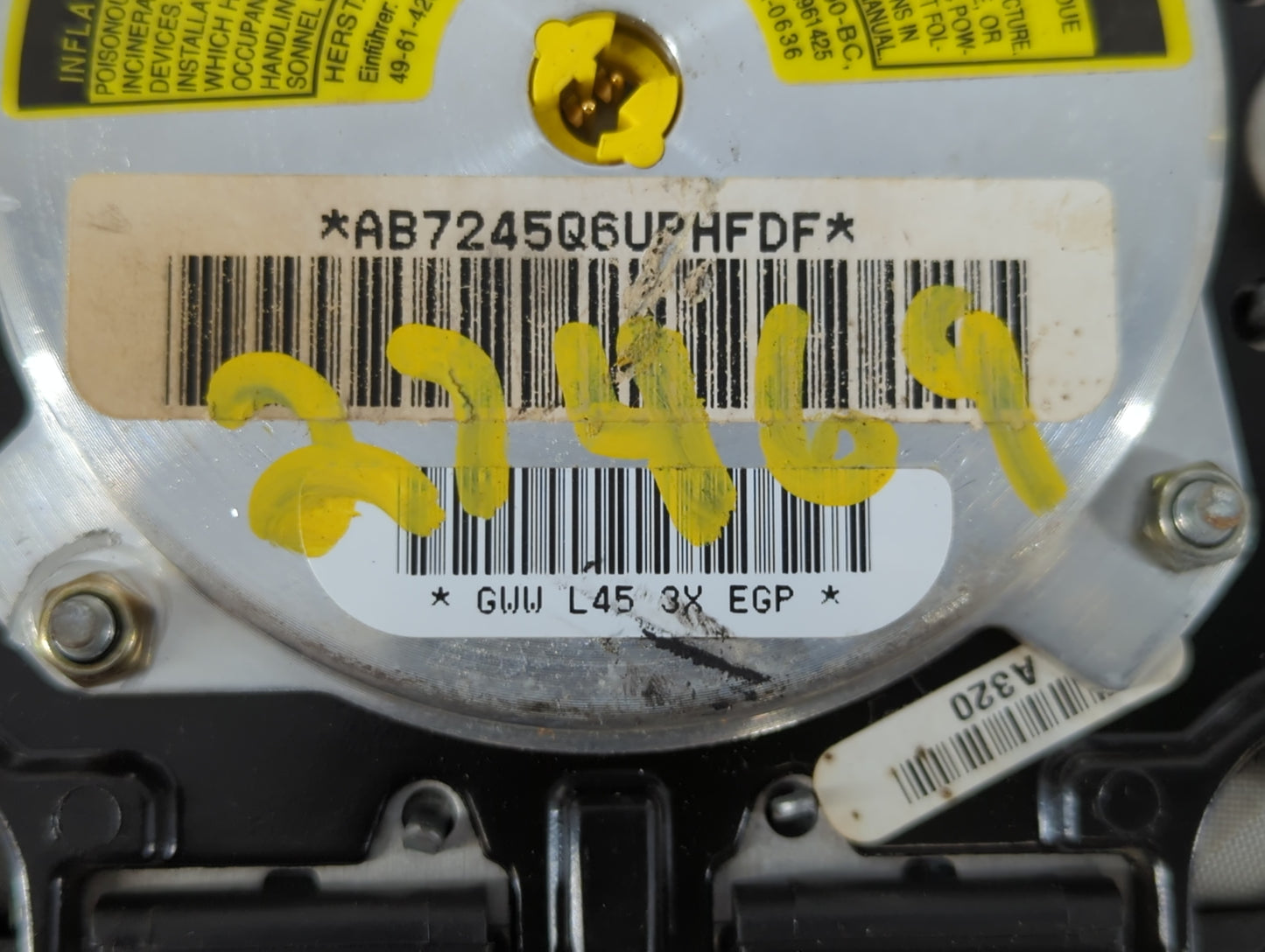 2011 Jeep Grand Cherokee Air Bag Driver Left Steering Wheel Mounted Fits OEM Used Auto Parts - Oemusedautoparts1.com