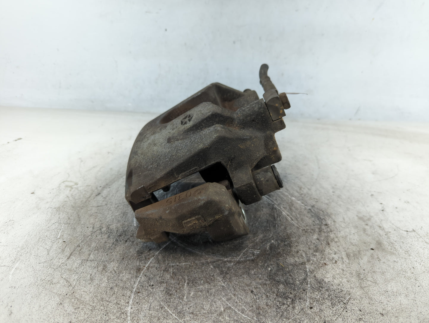 2011-2022 Jeep Grand Cherokee Front Driver Left Brake Caliper - Oemusedautoparts1.com