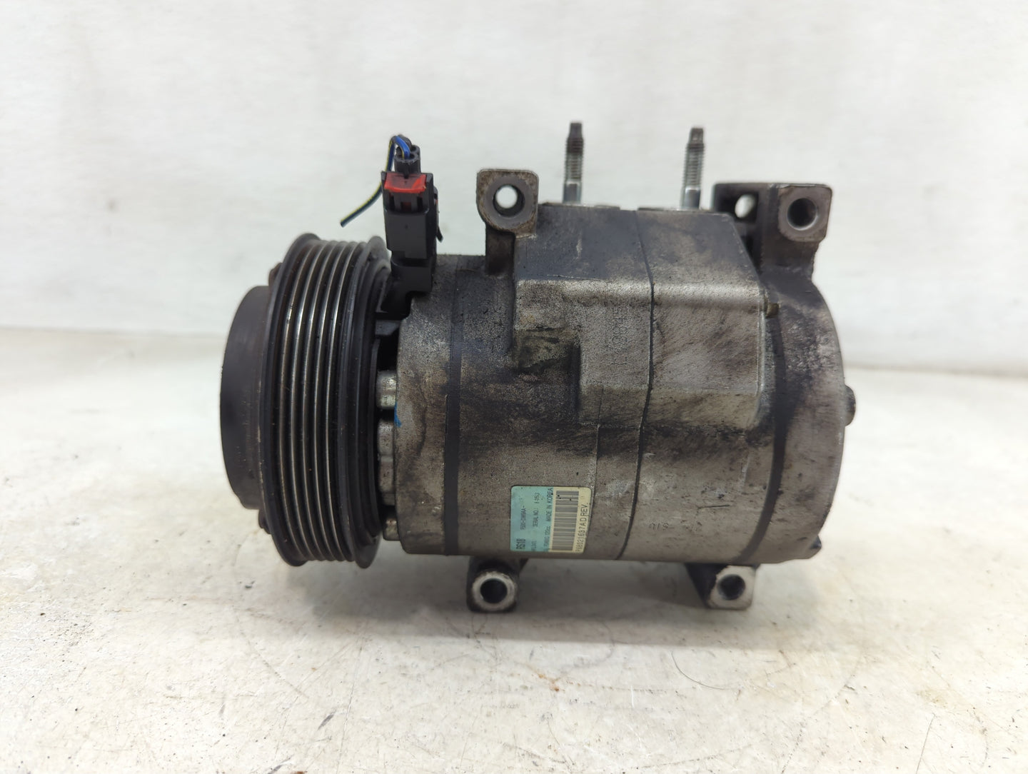 2011-2015 Jeep Grand Cherokee Air Conditioning A/c Ac Compressor Oem - Oemusedautoparts1.com