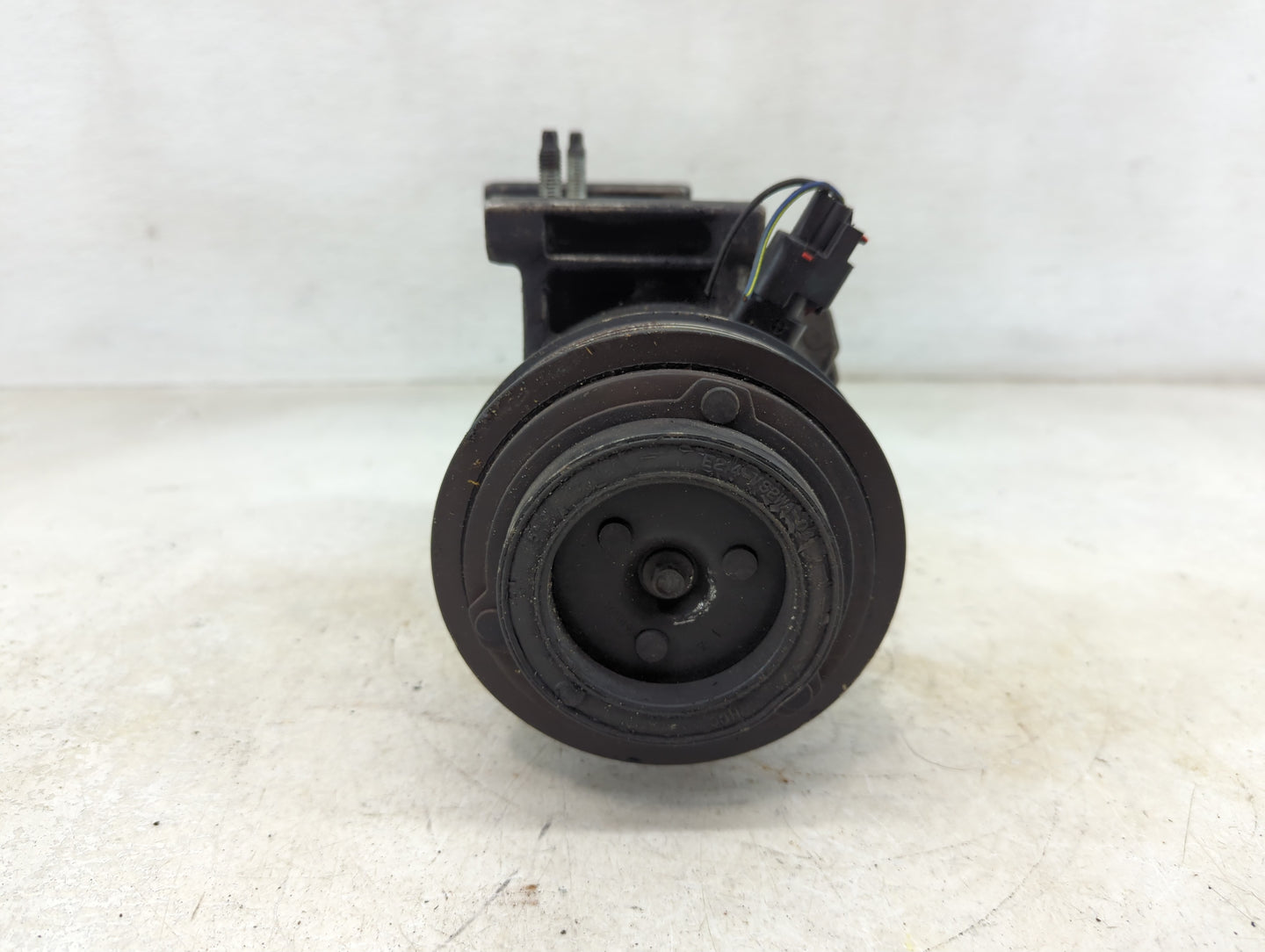 2011-2015 Jeep Grand Cherokee Air Conditioning A/c Ac Compressor Oem - Oemusedautoparts1.com