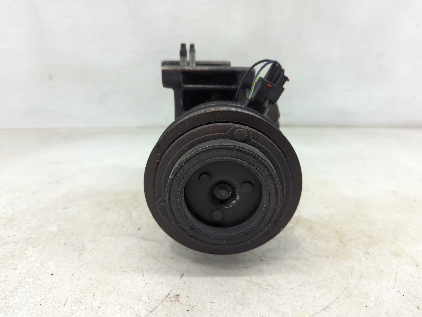 2011-2015 Jeep Grand Cherokee Air Conditioning A/c Ac Compressor Oem - Oemusedautoparts1.com