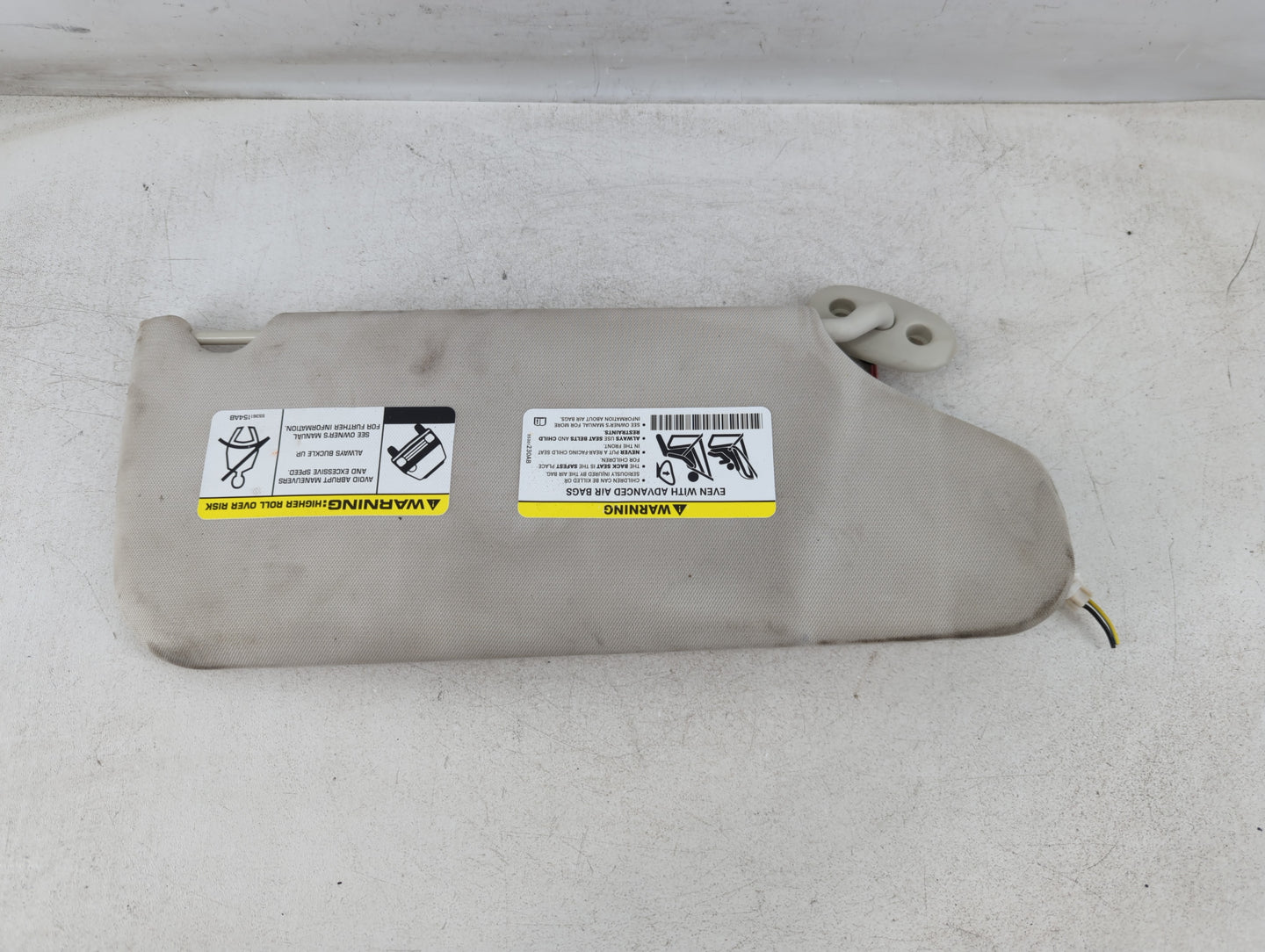 2008-2012 Jeep Liberty Sun Visor Shade Replacement Driver Left Mirror Fits Fits 2008 2009 2010 2011 2012 OEM Used Auto Parts