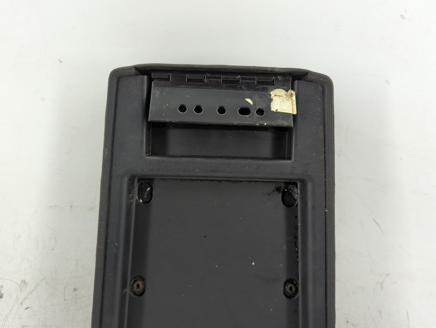 2009-2012 Jeep Liberty Center Console Armrest Cover Lid Fits Fits 2009 2010 2011 2012 OEM Used Auto Parts - Oemusedautoparts