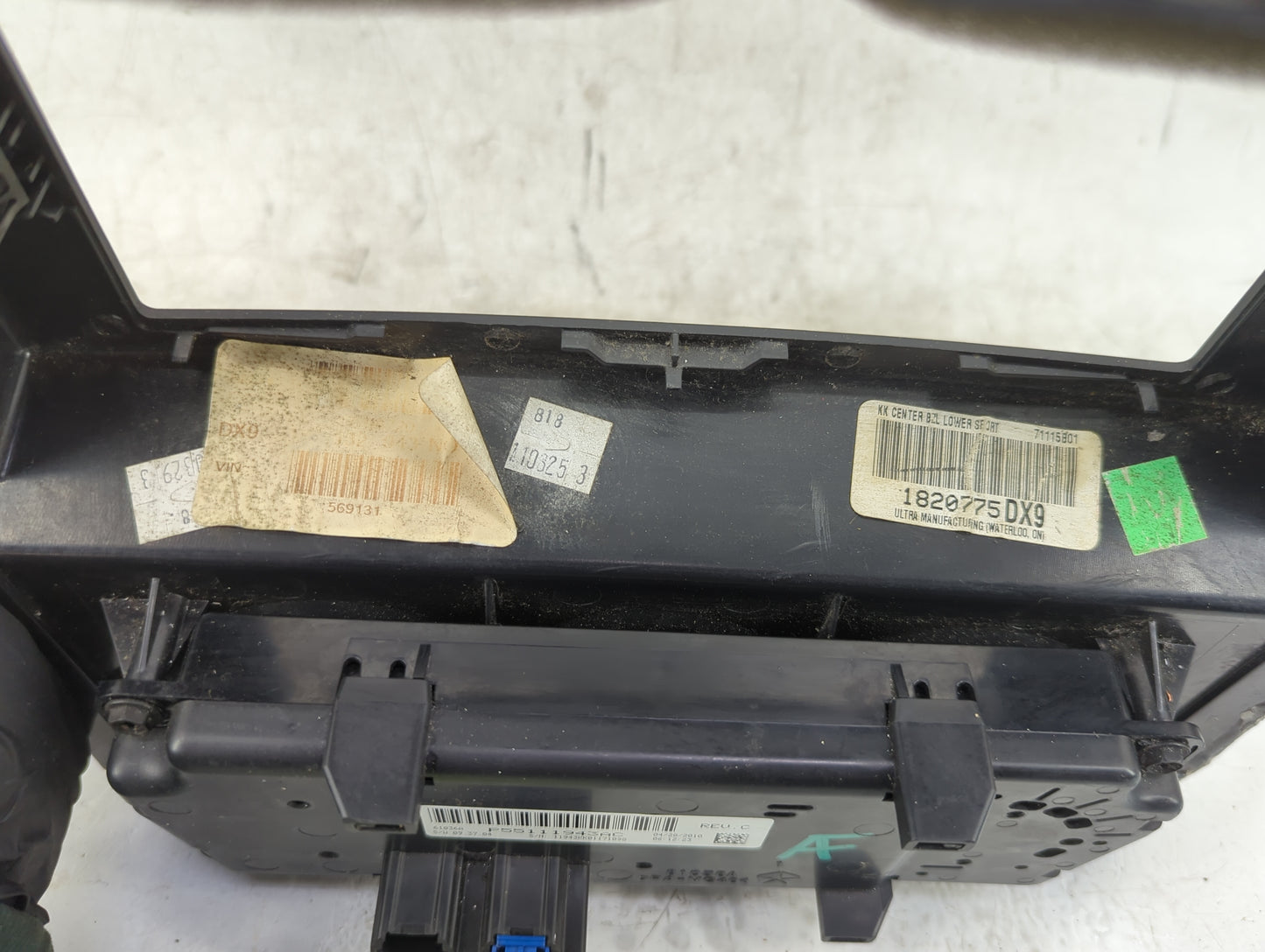 2010-2012 Jeep Liberty Climate Control Module Temperature AC/Heater Replacement P/N:P55111943AC Fits Fits 2010 2011 2012 OEM