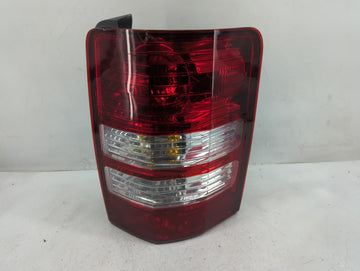 2008-2012 Jeep Liberty Tail Light Assembly Passenger Right OEM Fits Fits 2008 2009 2010 2011 2012 OEM Used Auto Parts - Oemu