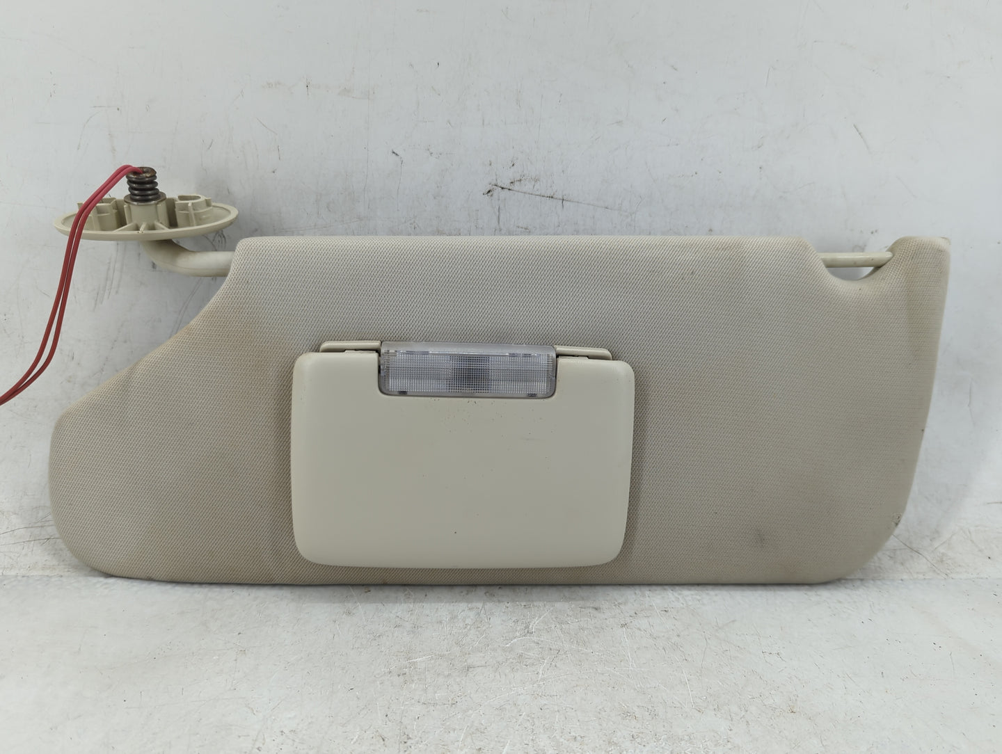 2008-2012 Jeep Liberty Sun Visor Shade Replacement Driver Left Mirror Fits Fits 2008 2009 2010 2011 2012 OEM Used Auto Parts