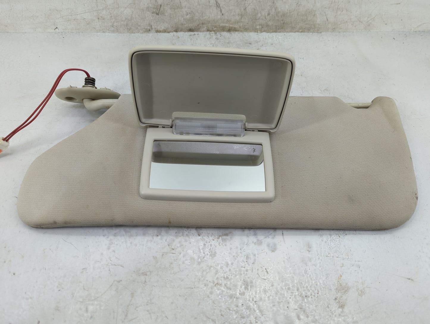 2008-2012 Jeep Liberty Sun Visor Shade Replacement Driver Left Mirror Fits Fits 2008 2009 2010 2011 2012 OEM Used Auto Parts