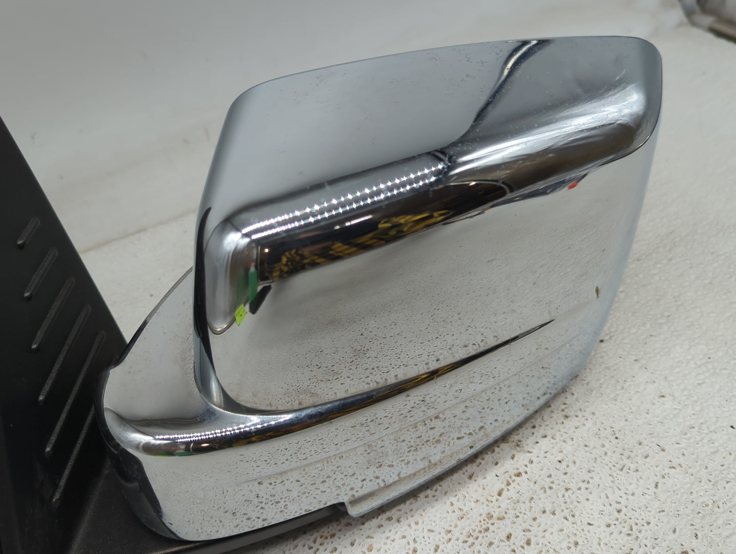 2008-2012 Jeep Liberty Driver Side View Mirror - Left Door Mirror OEM Used - Oemusedautoparts1.com