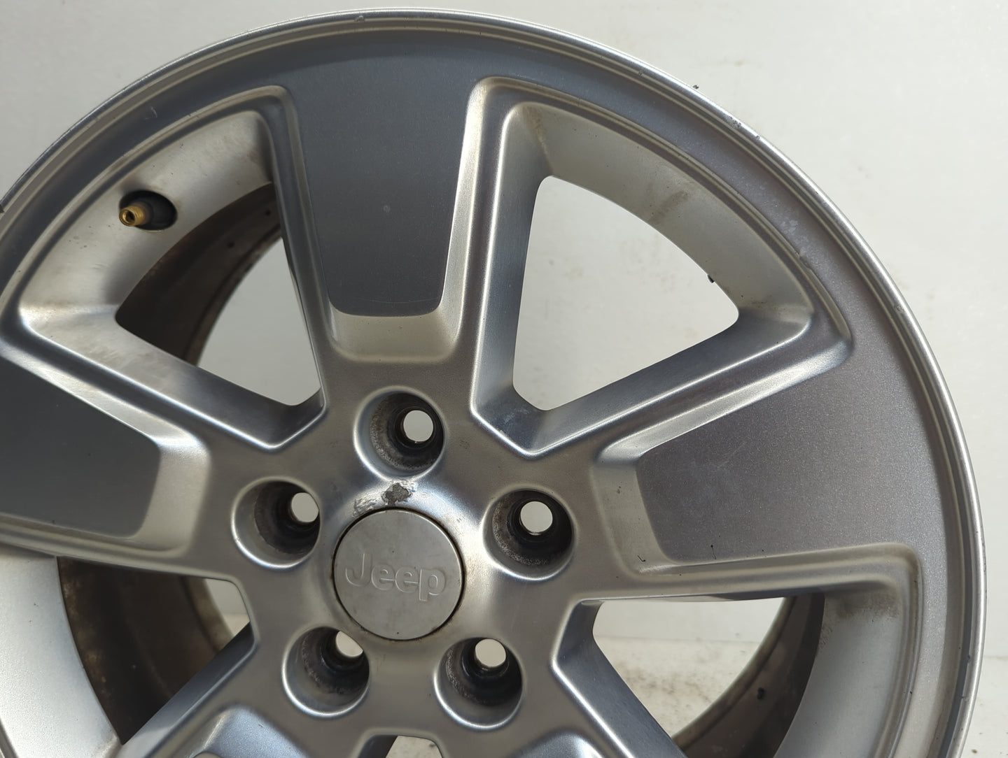 2008-2012 Jeep Liberty Oem Wheel Rim - Oemusedautoparts1.com