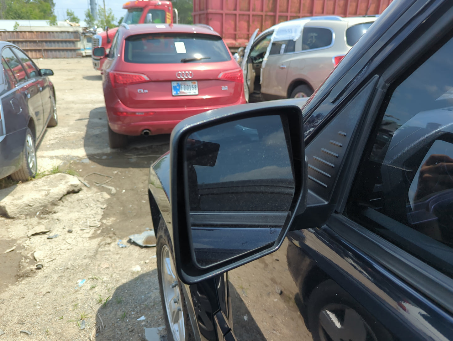 2008-2012 Jeep Liberty Driver Side View Mirror - Left Door Mirror OEM Used - Oemusedautoparts1.com