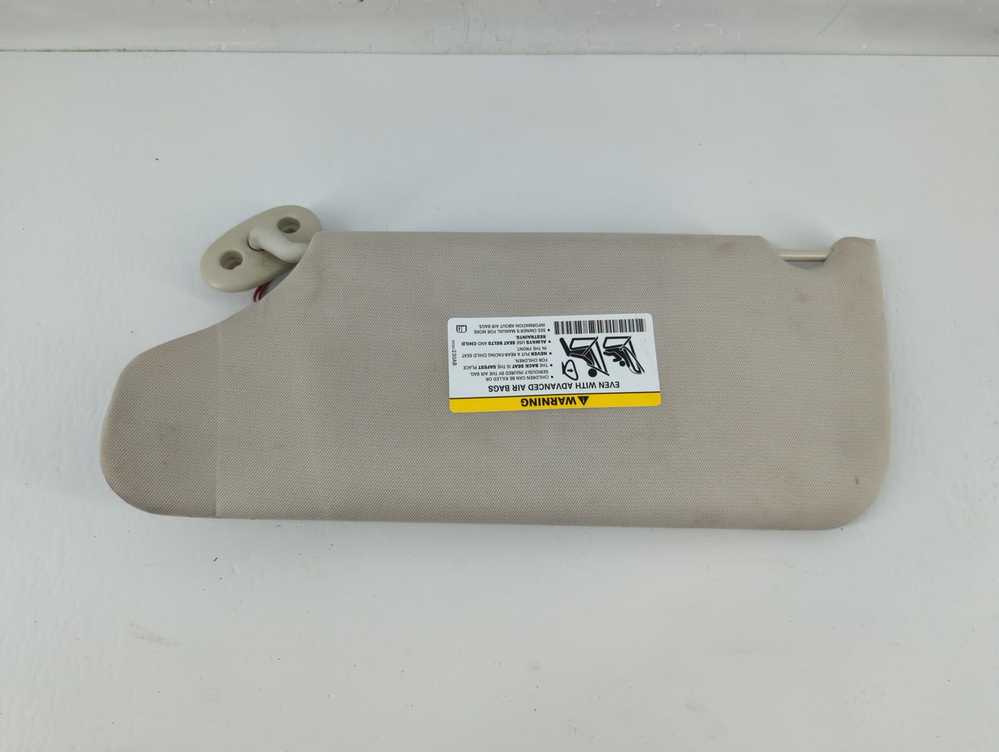 2008-2012 Jeep Liberty Sun Visor Shade Replacement Passenger Right Mirror Fits Fits 2008 2009 2010 2011 2012 OEM Used Auto P