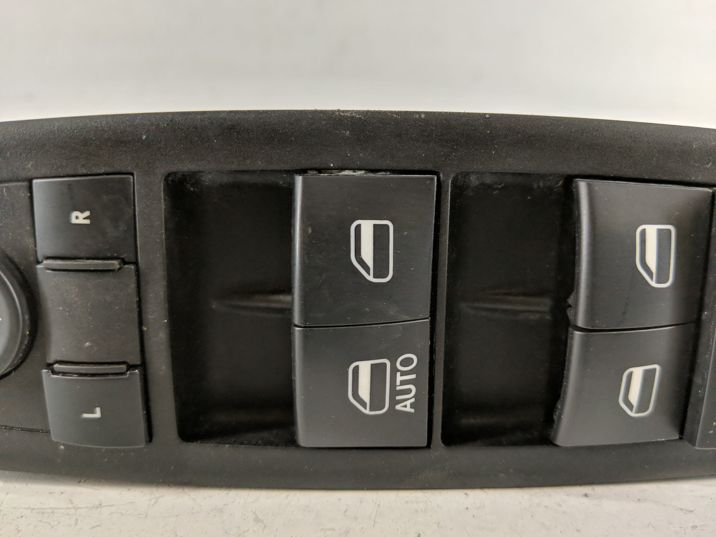 2008-2012 Jeep Liberty Master Power Window Switch Replacement Driver Side Left P/N:1/1 007 2021/05/15 Fits OEM Used Auto Par
