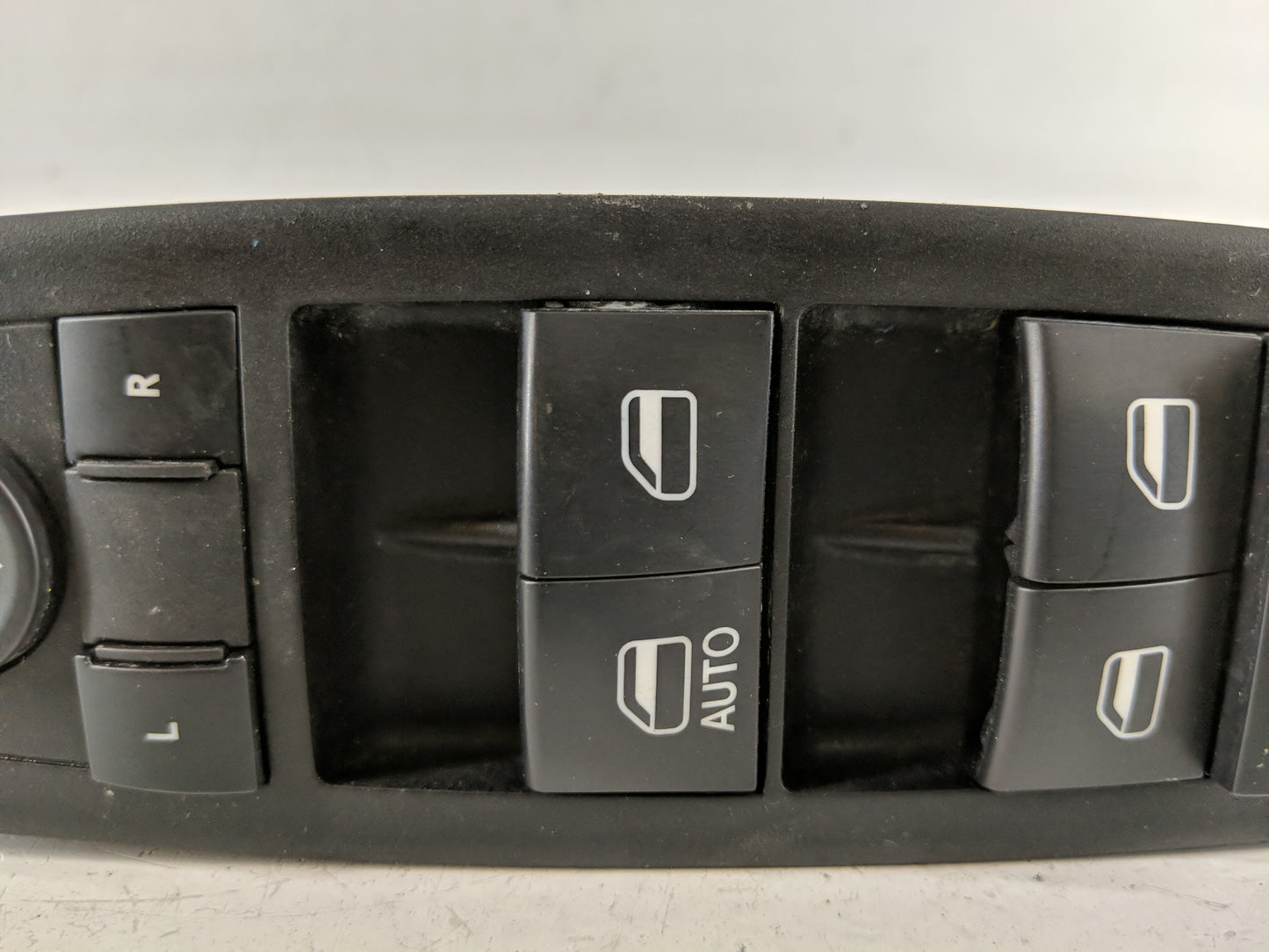 2008-2012 Jeep Liberty Master Power Window Switch Replacement Driver Side Left P/N:1/1 007 2021/05/15 Fits OEM Used Auto Par