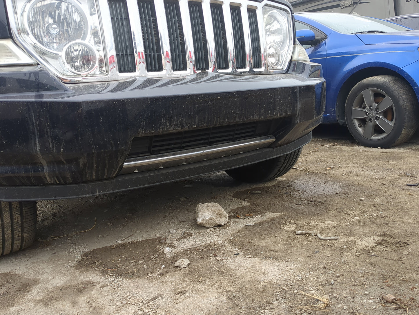 2008-2012 Jeep Liberty Front Bumper - Oem - Oemusedautoparts1.com