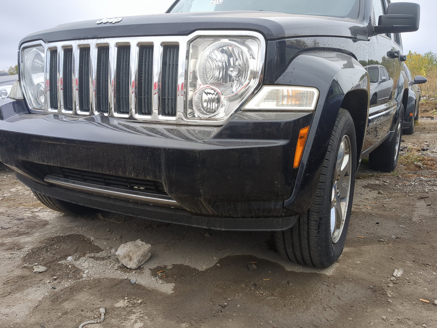 2008-2012 Jeep Liberty Front Bumper - Oem 1199906 - Oemusedautoparts1.com