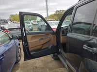2008-2012 Jeep Liberty Driver Front Door Oem 1199910 - Oemusedautoparts1.com