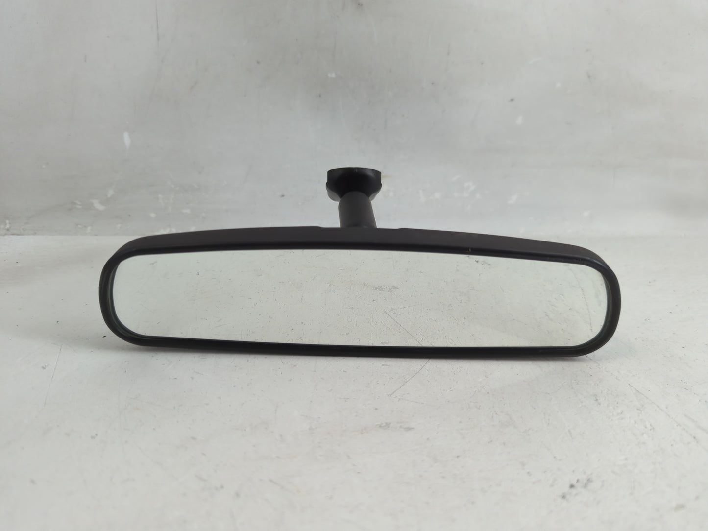 2011-2012 Jeep Liberty Interior Rear View Mirror Replacement OEM P/N:E8011681 Fits OEM Used Auto Parts - Oemusedautoparts1.c