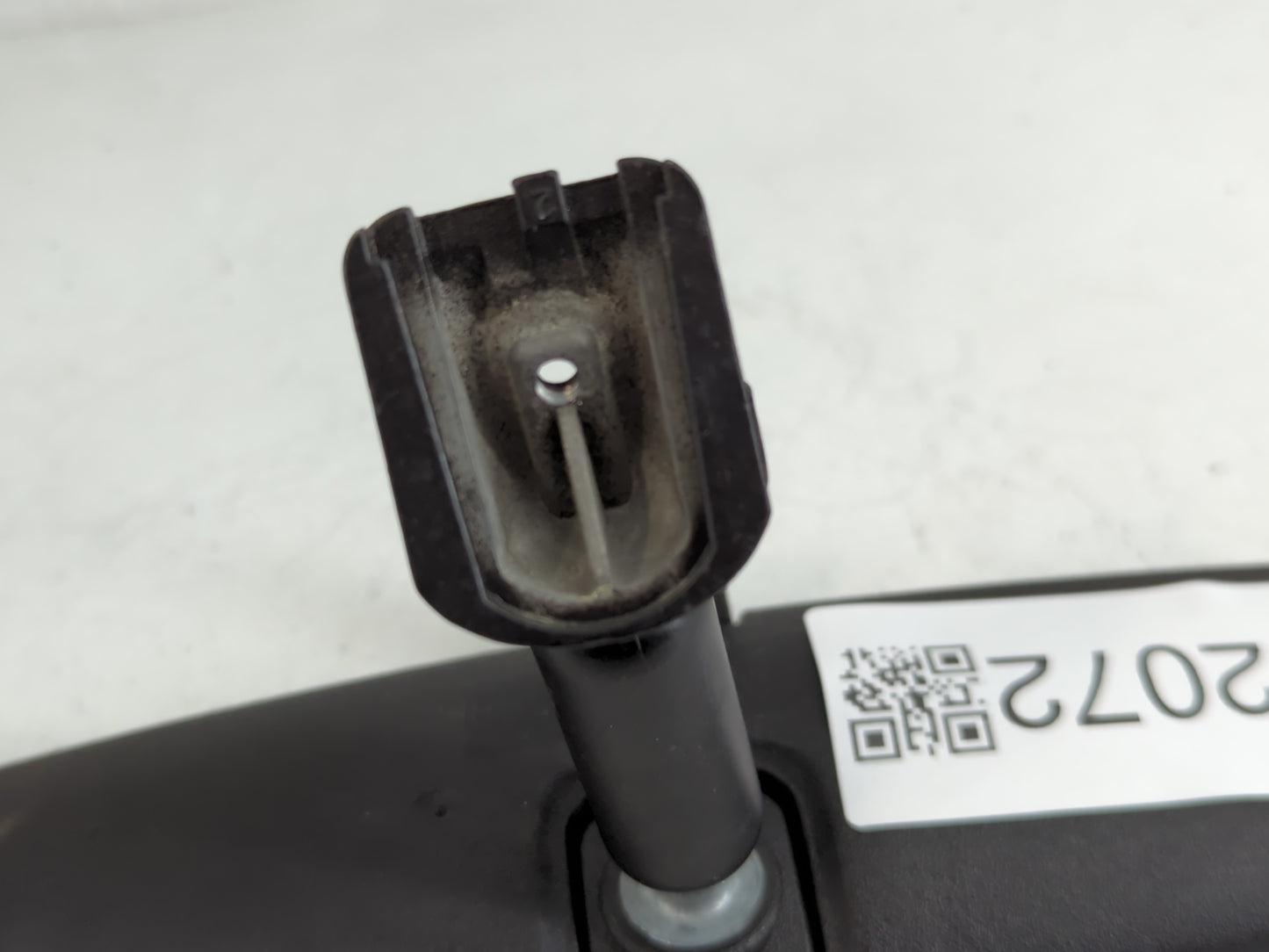 2011-2012 Jeep Liberty Interior Rear View Mirror Replacement OEM P/N:E8011681 Fits OEM Used Auto Parts - Oemusedautoparts1.c