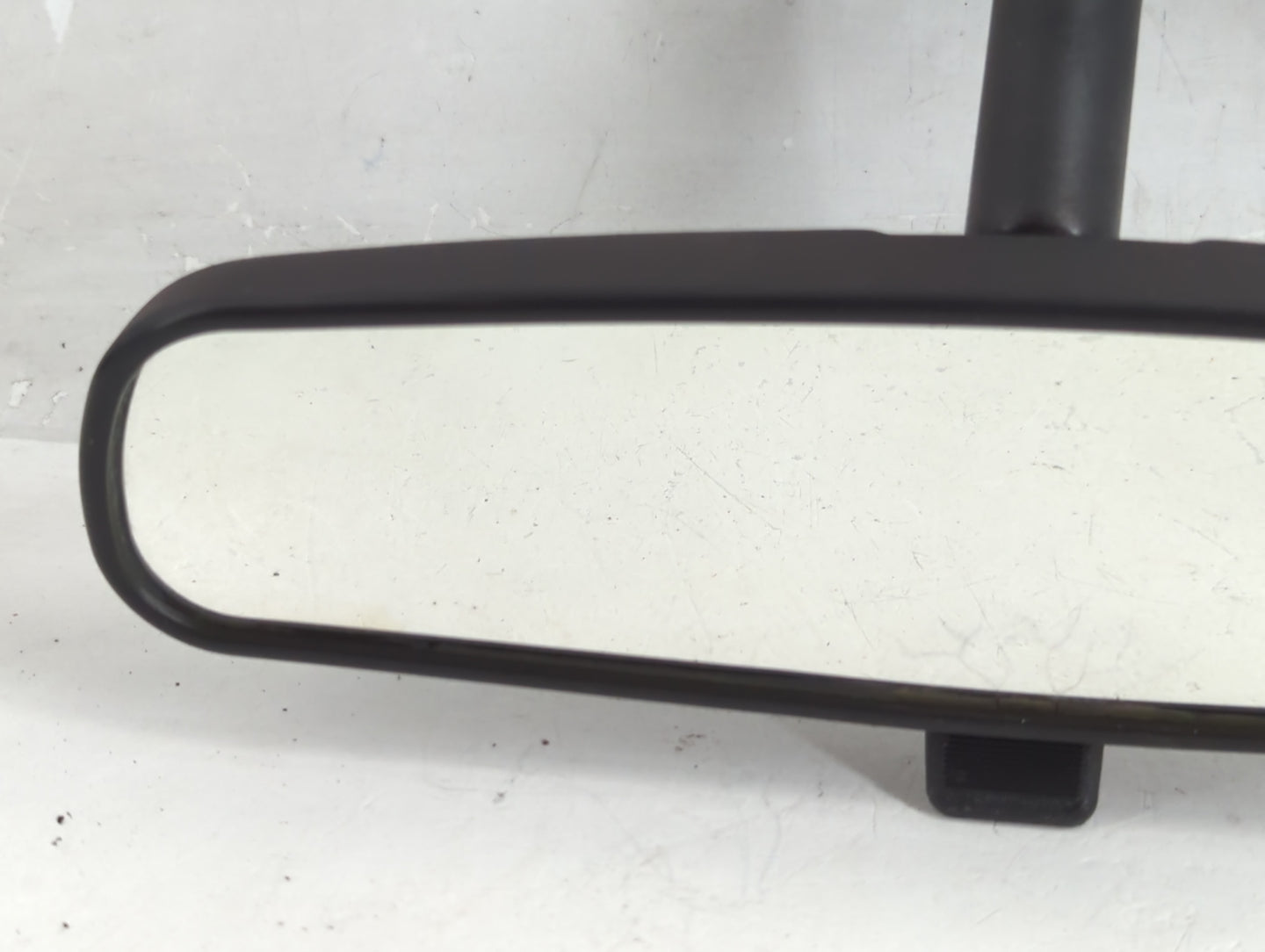 2011-2012 Jeep Liberty Interior Rear View Mirror Replacement OEM P/N:E8011681 Fits OEM Used Auto Parts - Oemusedautoparts1.c