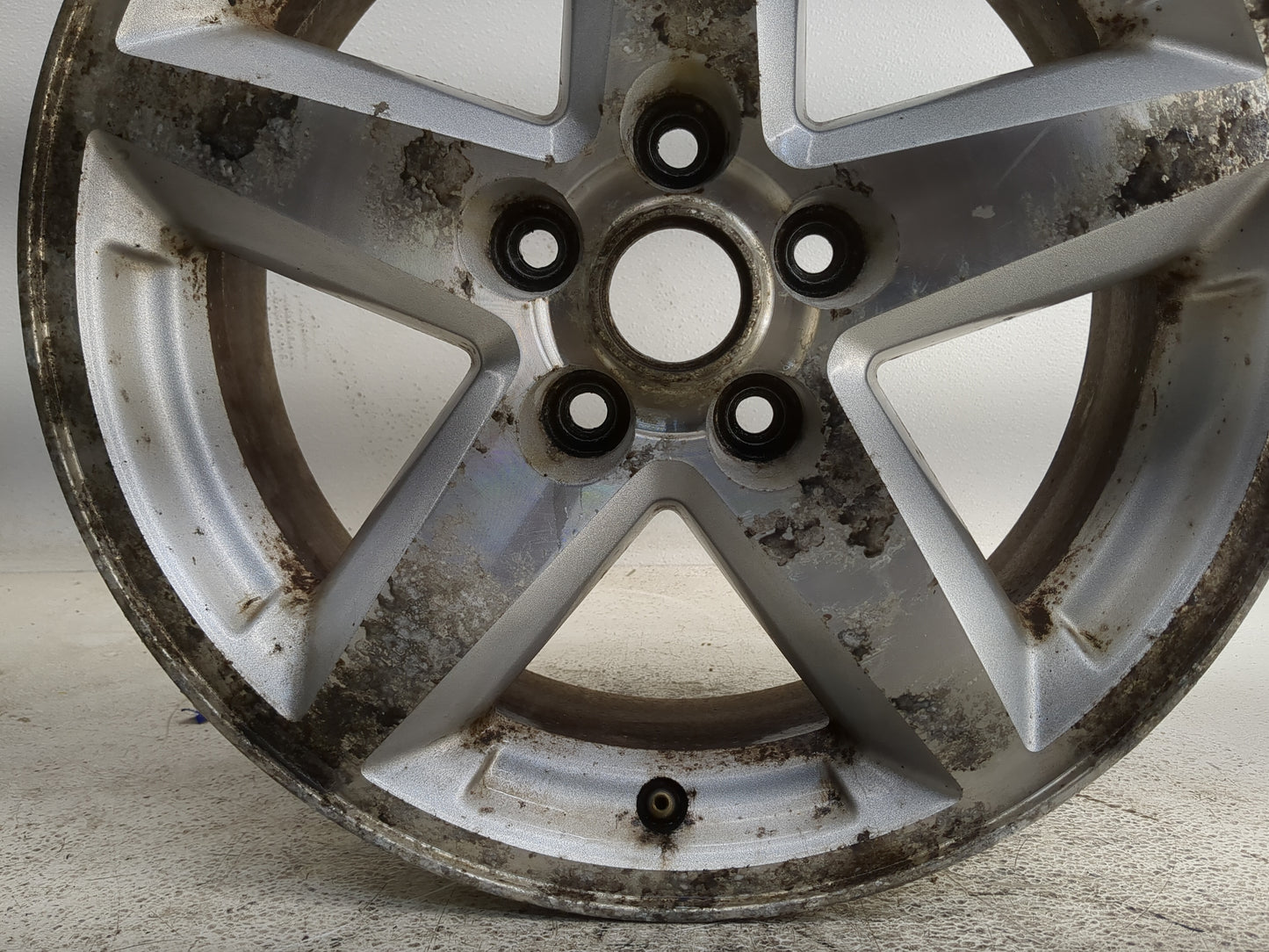 2008-2012 Jeep Liberty Oem Wheel Rim 1318385 - Oemusedautoparts1.com