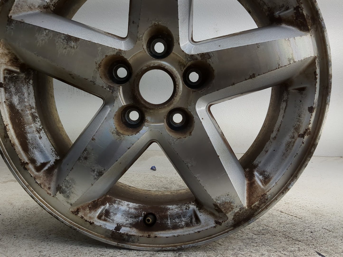 2008-2012 Jeep Liberty Oem Wheel Rim 1318386 - Oemusedautoparts1.com
