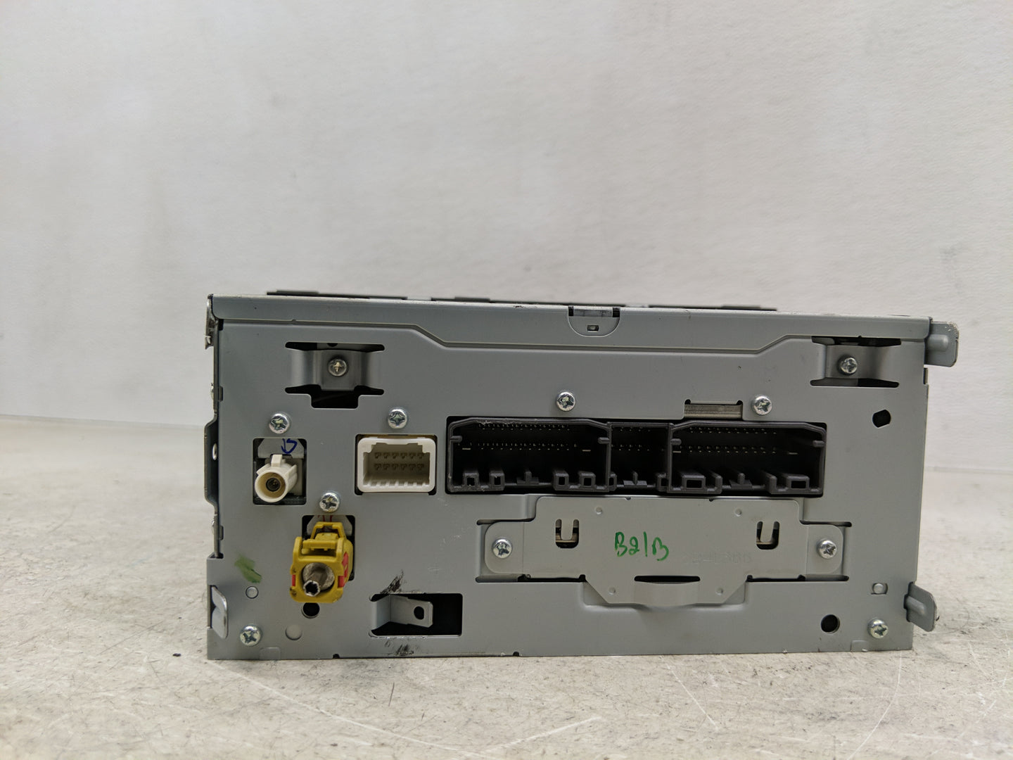 2011 Jeep Liberty Radio AM FM Cd Player Receiver Replacement P/N:P05064829AG Fits OEM Used Auto Parts - Oemusedautoparts1.co