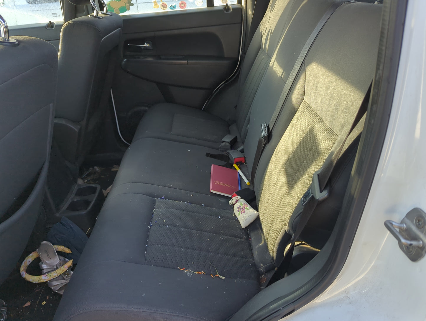 2011 Jeep Liberty Rear Seat Oem 1369878 - Oemusedautoparts1.com