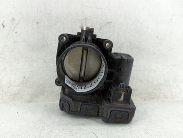 2007-2012 Jeep Liberty Throttle Body P/N:04861661AA Fits Fits 2007 2008 2009 2010 2011 2012 OEM Used Auto Parts - Oemusedaut