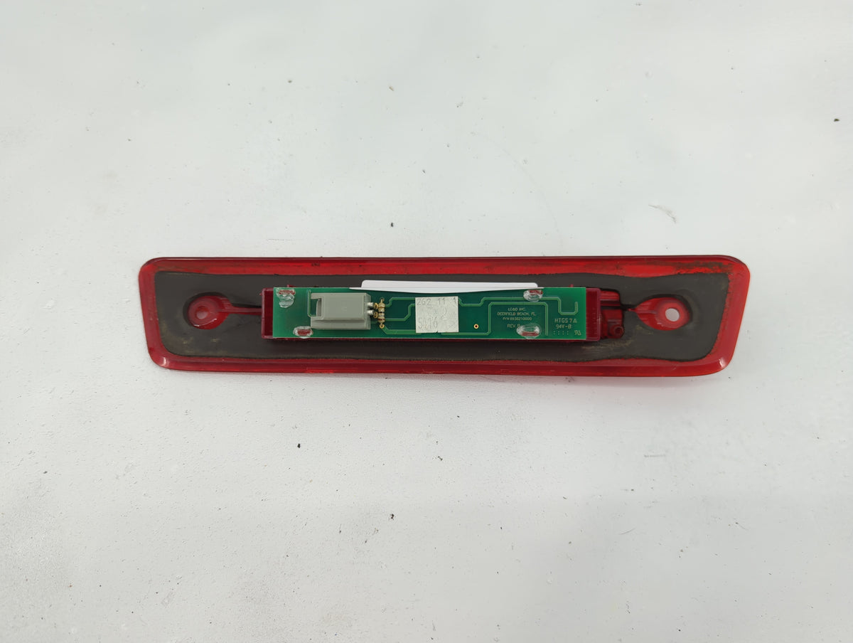 2011 Jeep Liberty Third Brake Light Tail Light P/N:9938210000 Fits OEM Used Auto Parts - Oemusedautoparts1.com