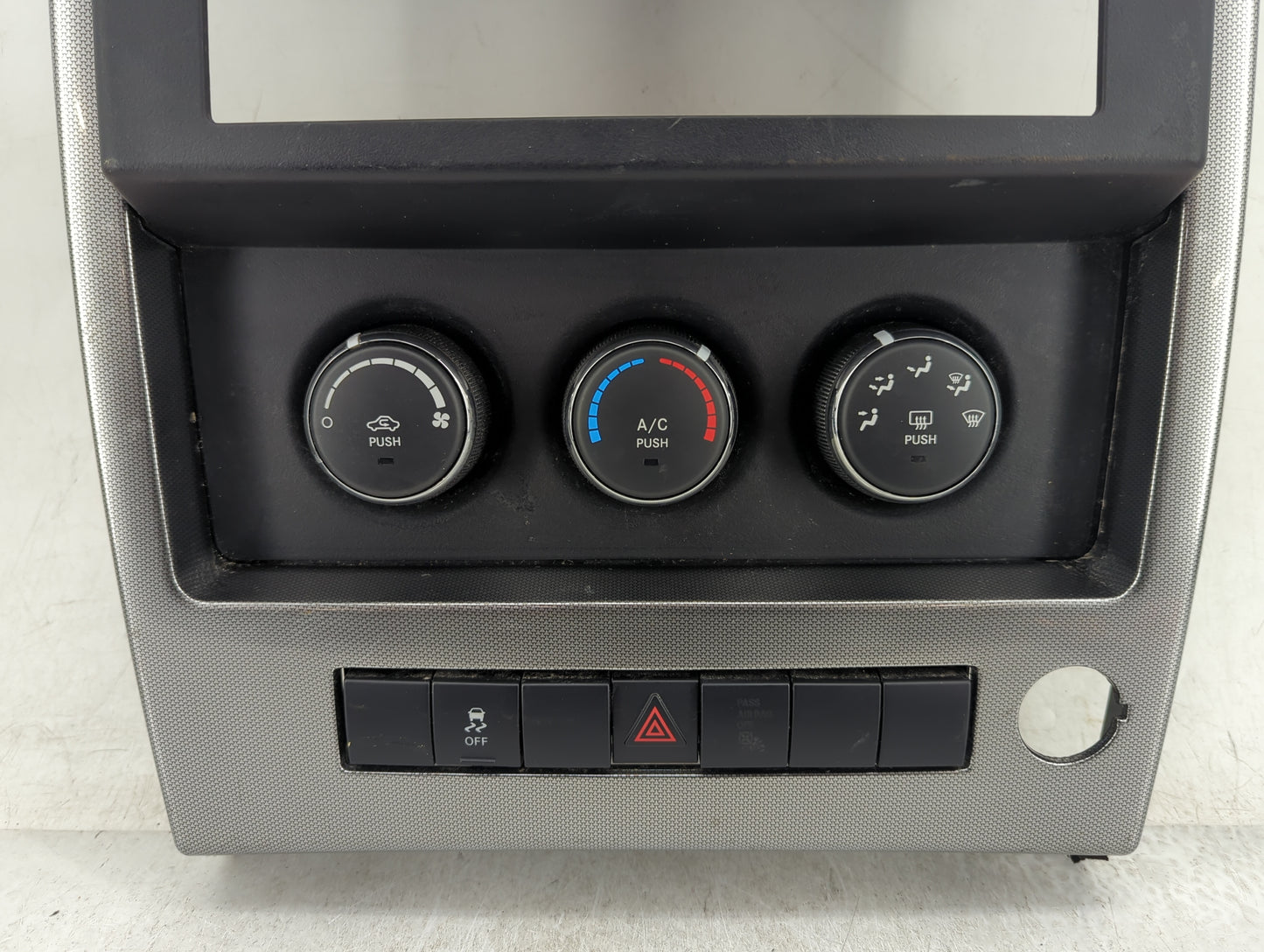 2010-2012 Jeep Liberty Climate Control Module Temperature AC/Heater Replacement P/N:55111943AD Fits Fits 2010 2011 2012 OEM 
