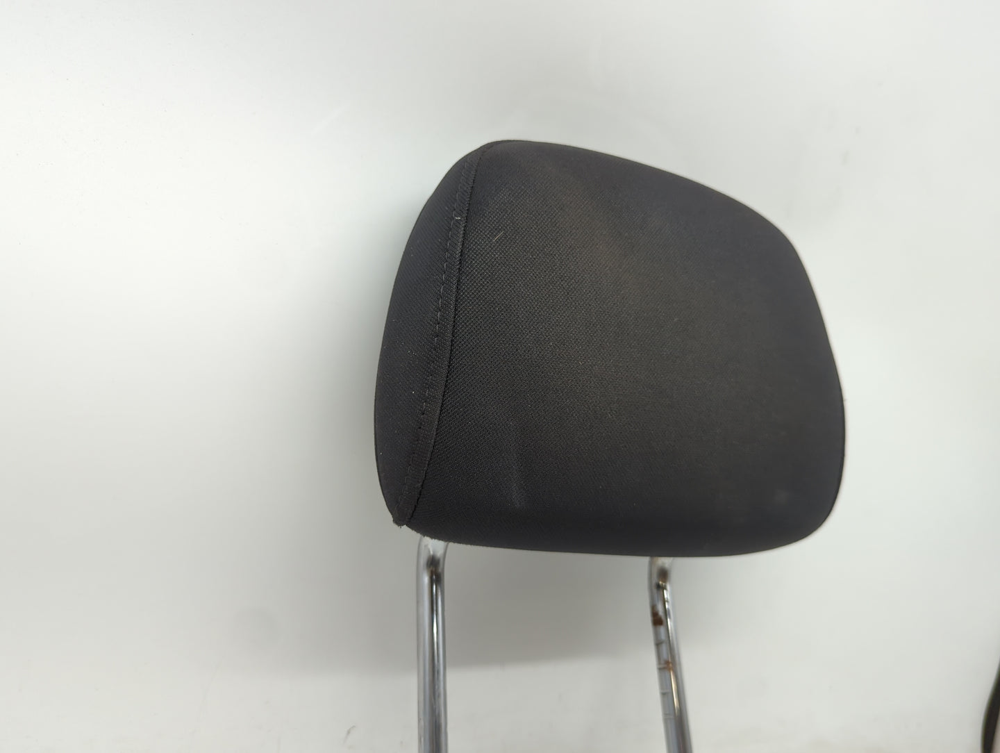 2008-2012 Jeep Liberty Headrest Head Rest Front Driver Passenger Seat Fits Fits 2008 2009 2010 2011 2012 OEM Used Auto Parts
