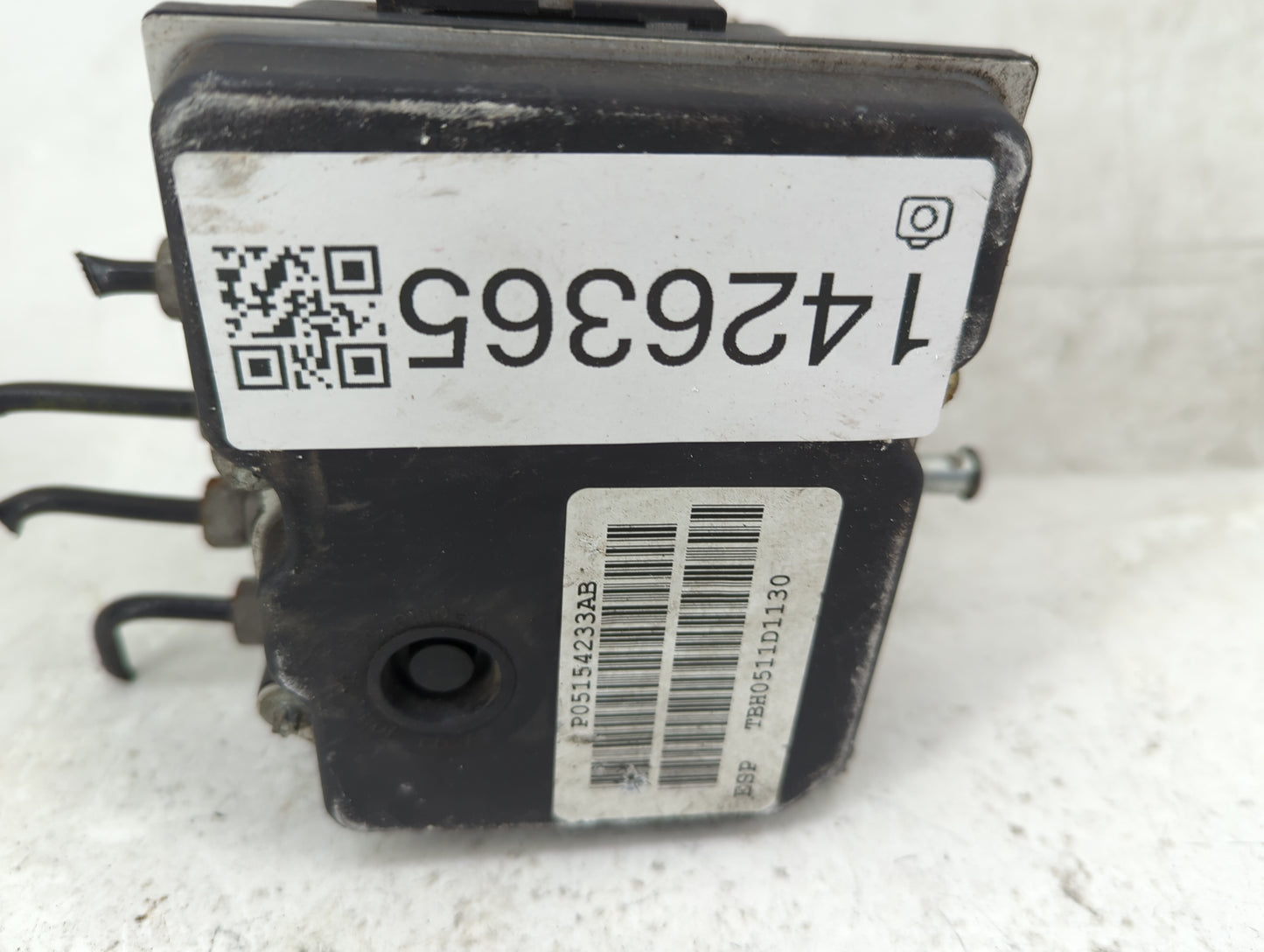 2011 Jeep Liberty ABS Pump Control Module Replacement P/N:P05154233AB 0265951609, 0265231130 Fits OEM Used Auto Parts - Oemu