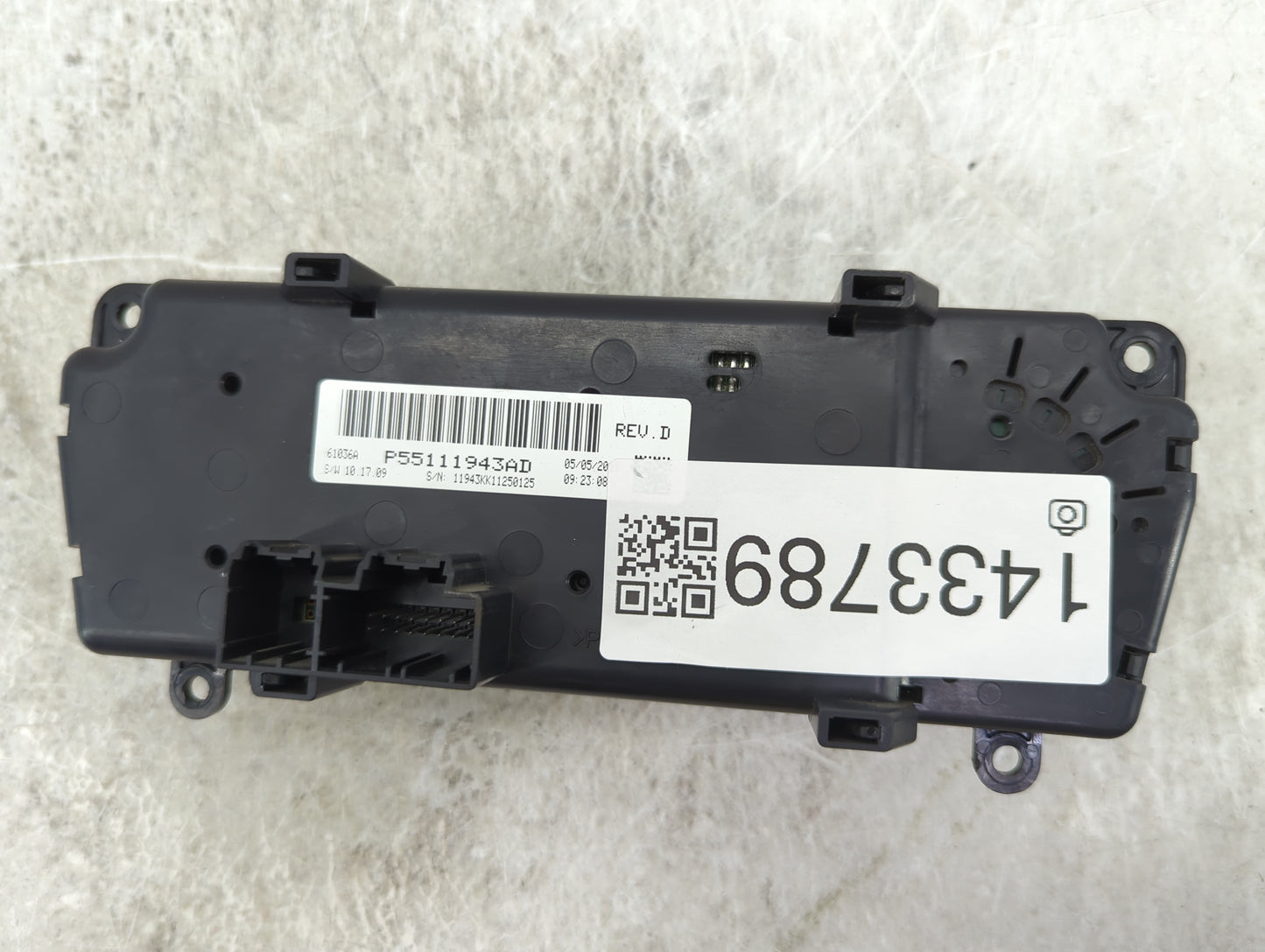 2011 Jeep Liberty Climate Control Module Temperature AC/Heater Replacement P/N:P55111943AD Fits OEM Used Auto Parts - Oemuse