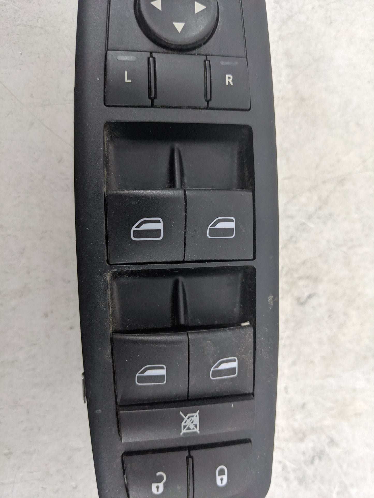 2008-2012 Jeep Liberty Master Power Window Switch Replacement Driver Side Left P/N:04602533AE 1000331 2 Fits OEM Used Auto P