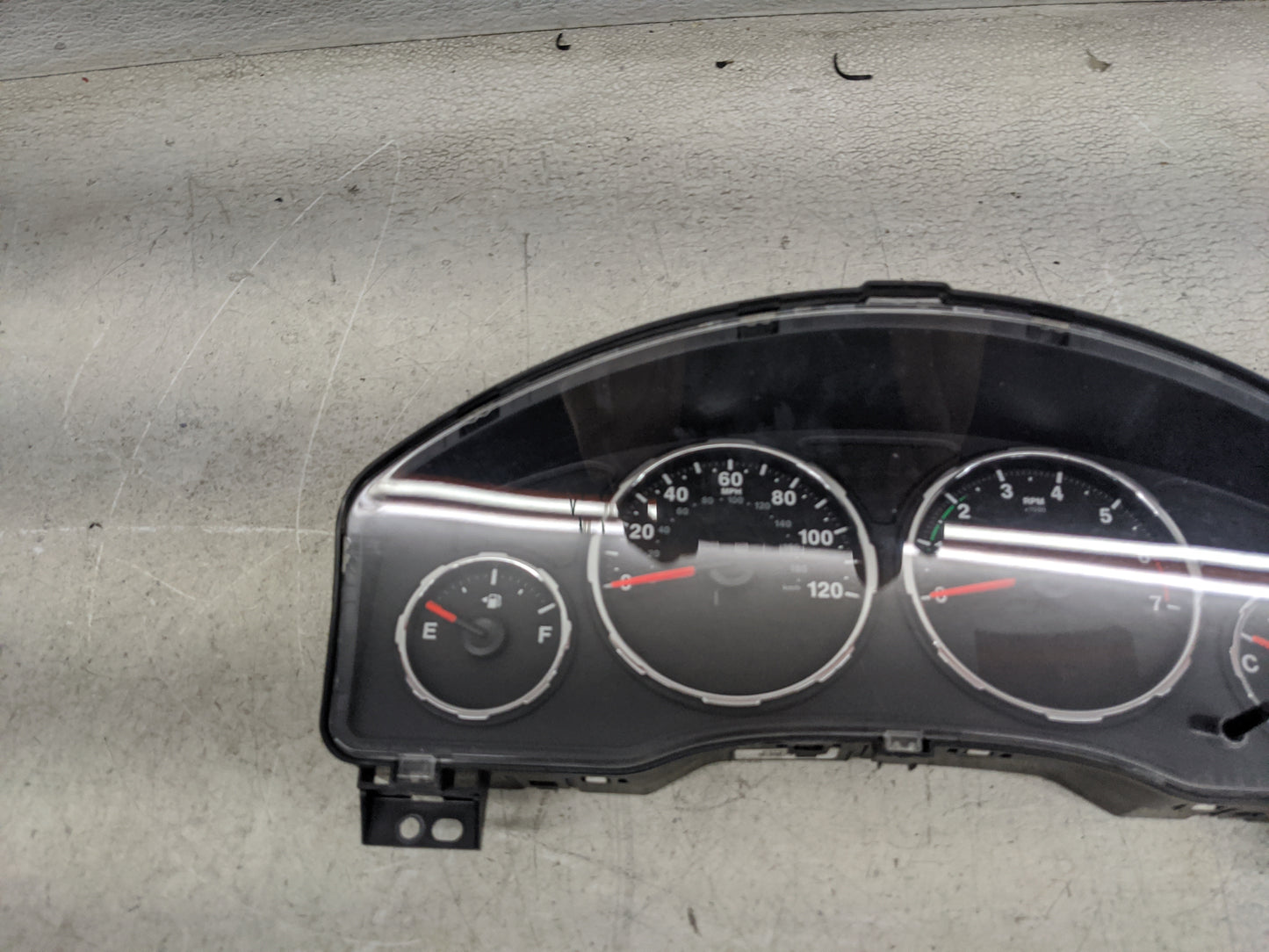 2011 Jeep Liberty Instrument Cluster Speedometer Gauges P/N:P05172920AC T98OI3000A6E69 Miles: Fits OEM Used Auto Parts - Oem