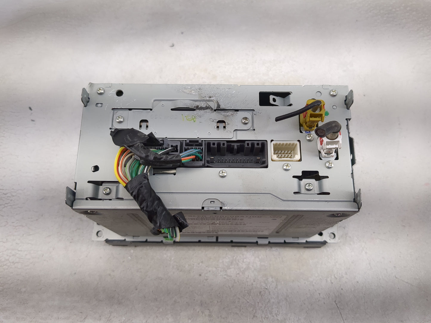 2011 Jeep Liberty Radio AM FM Cd Player Receiver Replacement P/N:P05064829AF Fits OEM Used Auto Parts - Oemusedautoparts1.co
