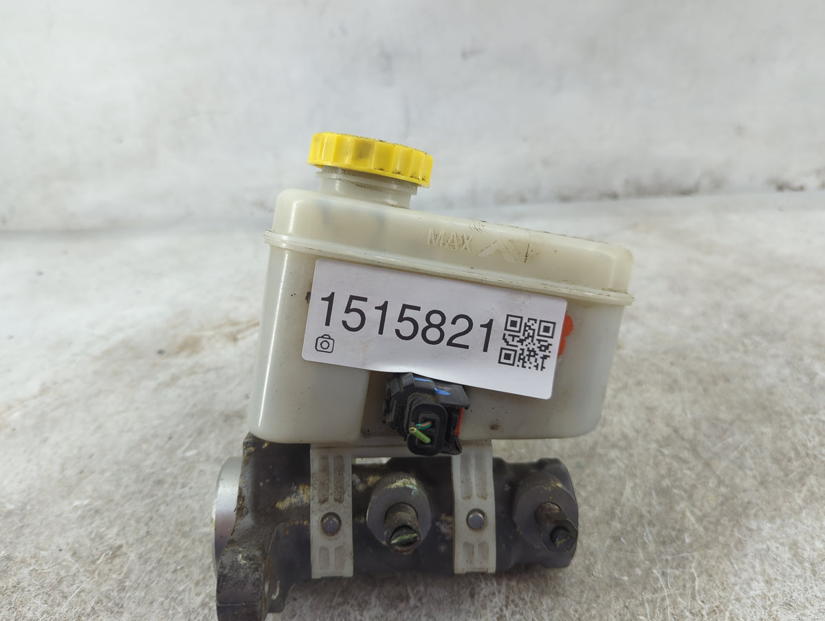 2008-2011 Jeep Liberty Brake Master Cylinder 1515821 - Oemusedautoparts1.com
