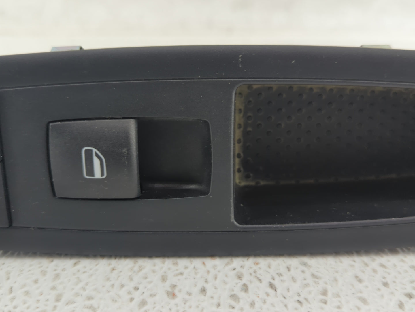 2011 Jeep Liberty Passenger Right Power Window Switch 04602540af - Oemusedautoparts1.com