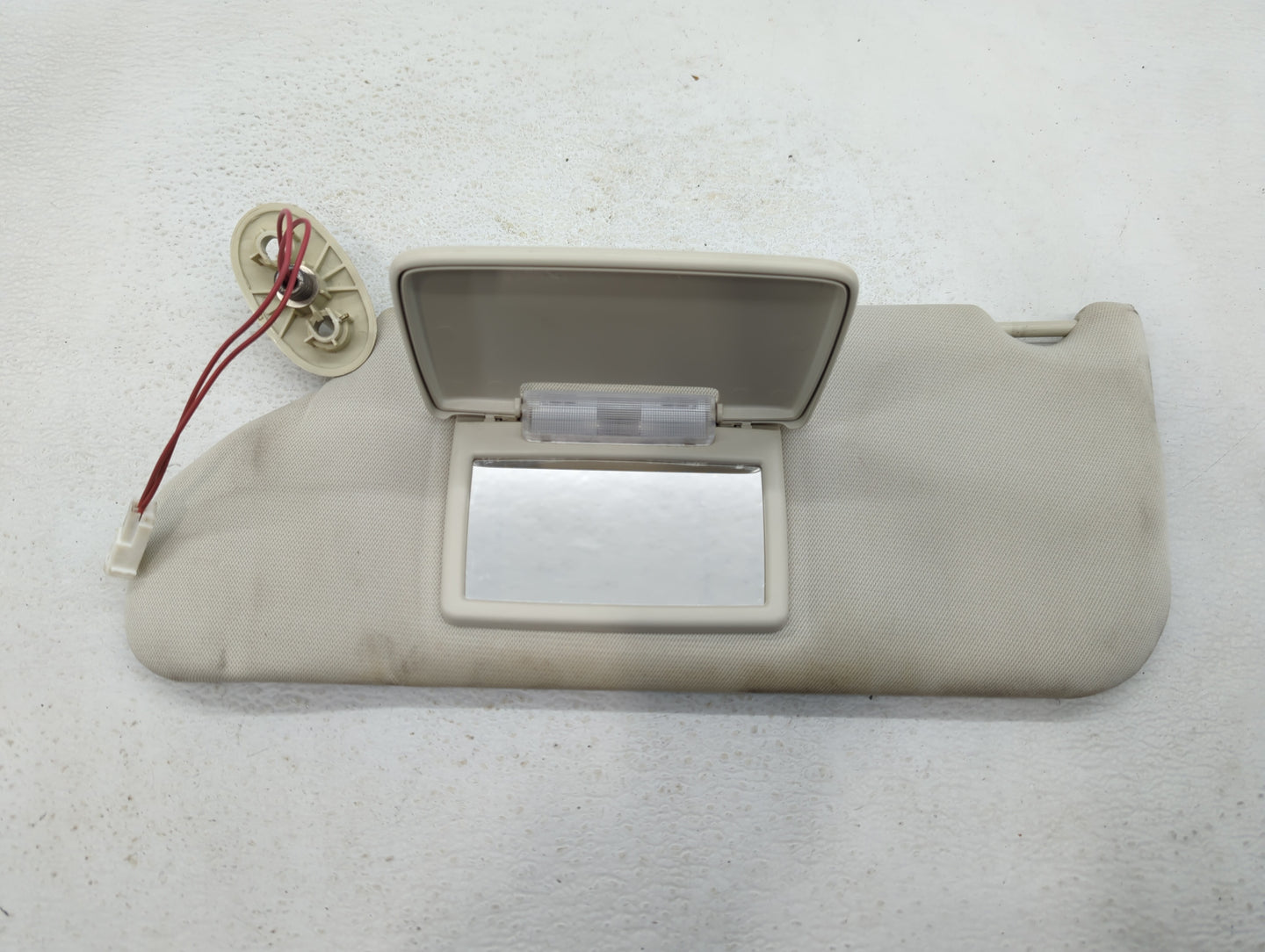 2008-2012 Jeep Liberty Sun Visor Shade Replacement Driver Left Mirror Fits Fits 2008 2009 2010 2011 2012 OEM Used Auto Parts
