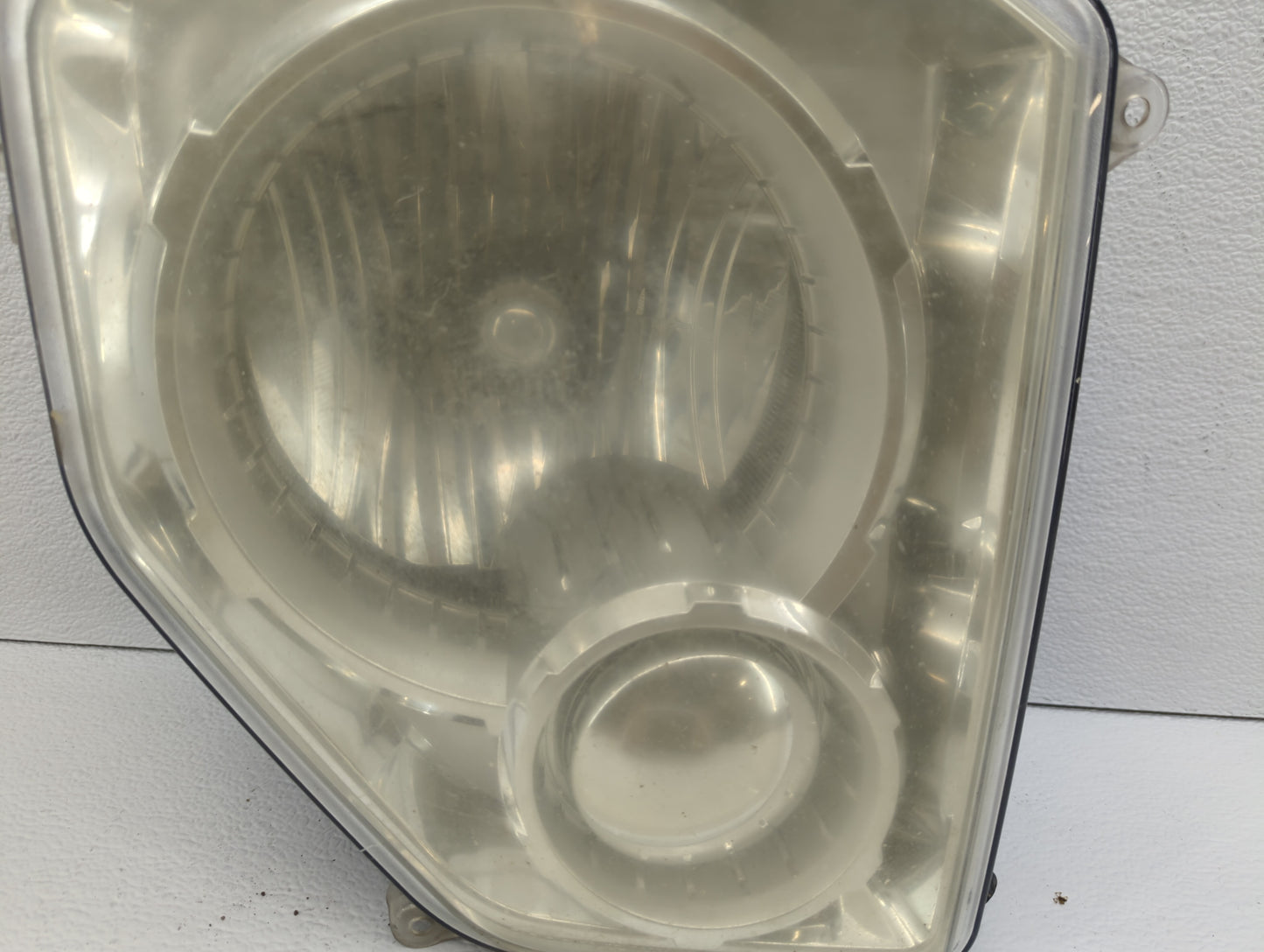 2008-2012 Jeep Liberty Passenger Right Oem Head Light Headlight Lamp - Oemusedautoparts1.com